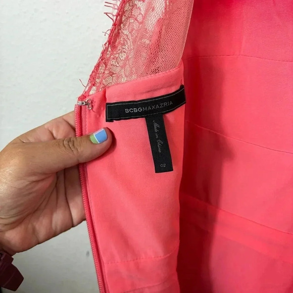 BCBG Maxazria Coral Leann Lace Applique Vneck Dress size 02 - Picture 6 of 15